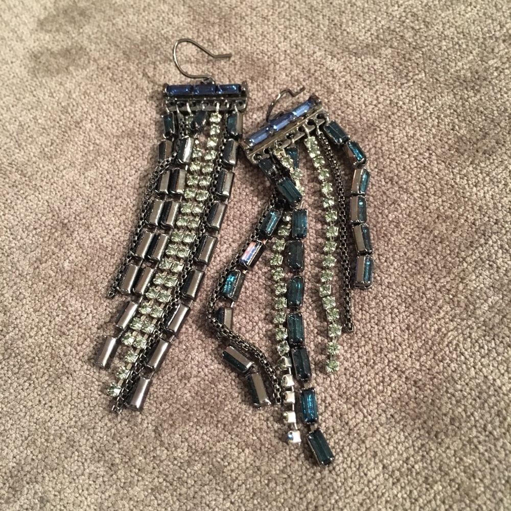 Kenneth Cole sexy bling earrings